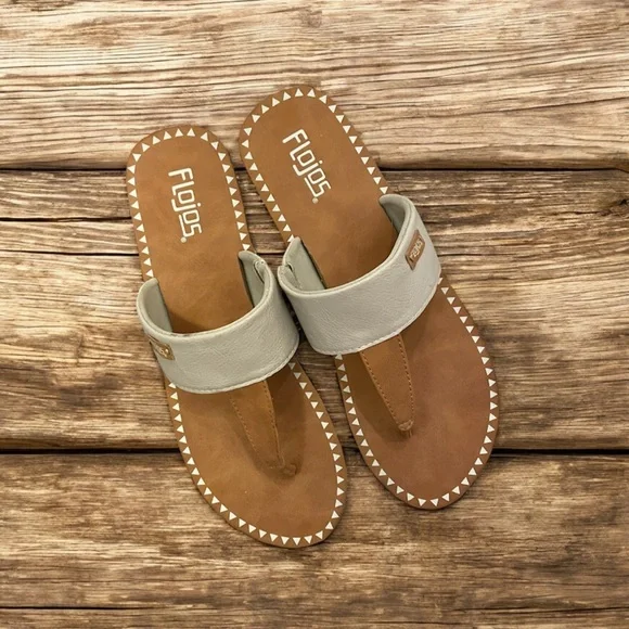 Flojos Women's Grace Brown & Beige Sandals Size 9 NWOT - Picture 2 of 5